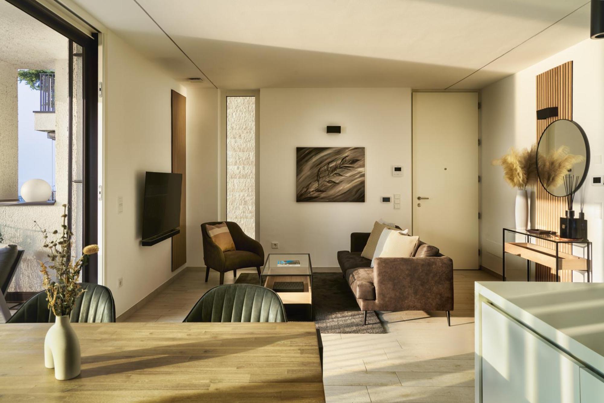 Salvatorehomes - Luxurious Dreamview Waterfront Apartment In Torri Del Benaco With Pool - Casa Azura - A 5 Star Luxury Collection At Lake Garda 외부 사진